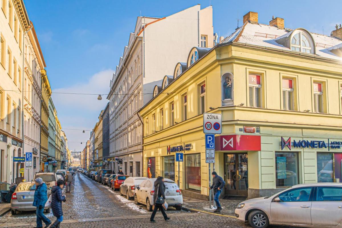 Utulny Byt V Centru Prahy Prague Exterior photo